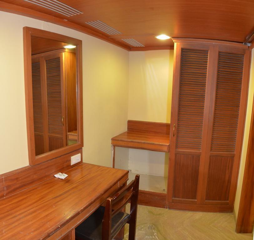 Hotel Raya'S Annexe-1 Kumbakonam Exterior photo